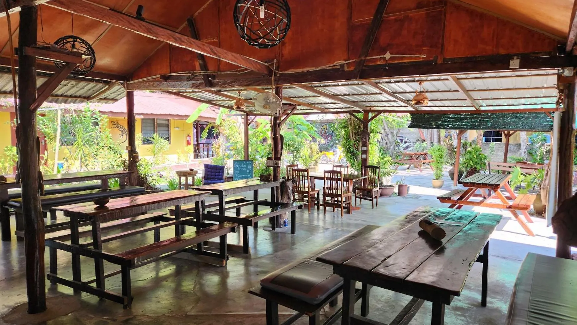 Gecko Guesthouse Pantai Cenang  Guest house Pantai Cenang (Langkawi)